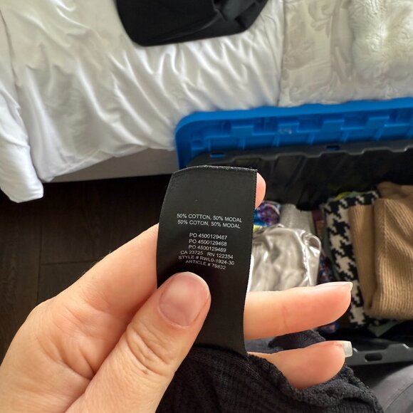 Babaton | Turtle Neck - Picture 5 of 6